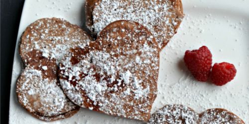 Easy Chocolate Pancakes Recipe (Great Valentine’s Day Breakfast)