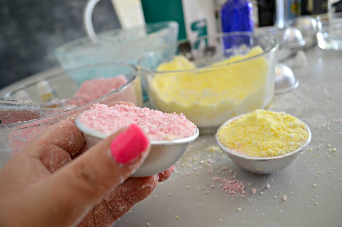 DIY hip2save bath bomb 