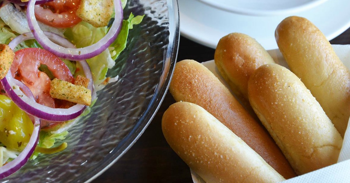 fathers day freebies meals and deals &ndash; Olive Garden food closeup