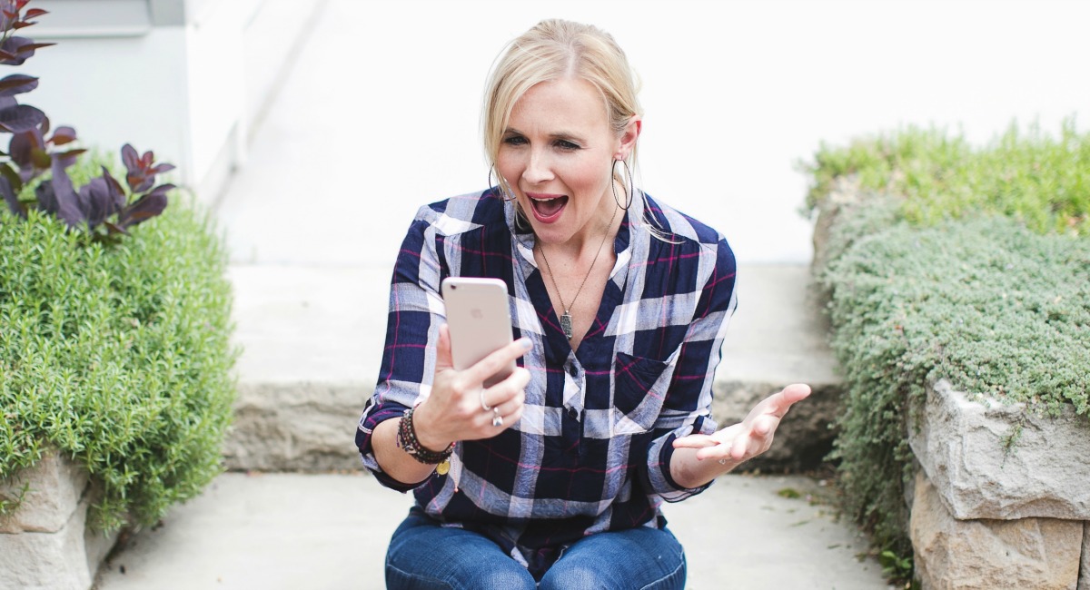 reasons saving money and couponing are always in style &ndash; saving money with the Hip2Save app and Hot Deals alerts