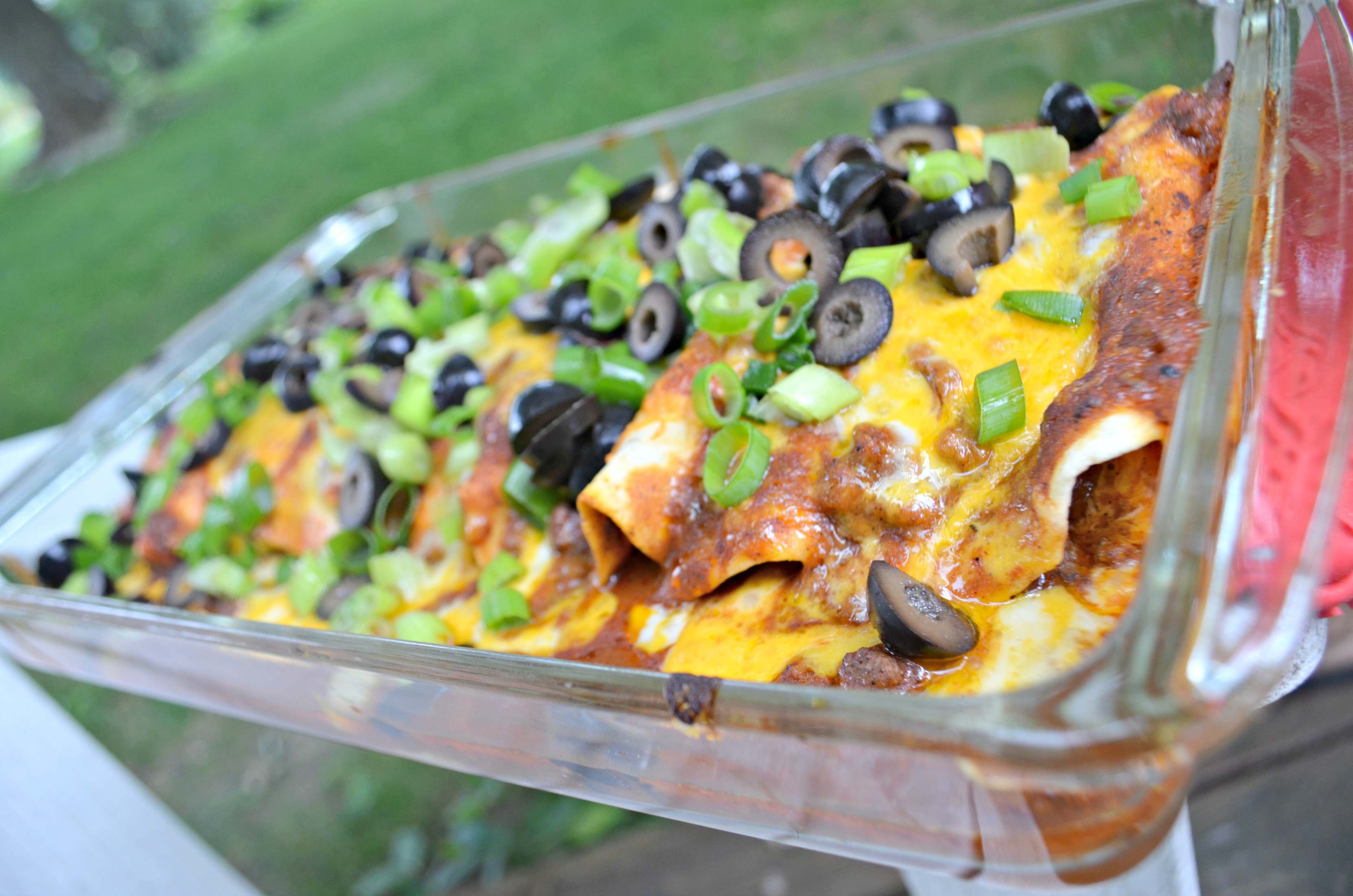 FREE Printable 5 Day Aldi Meal Plan &ndash; red enchiladas