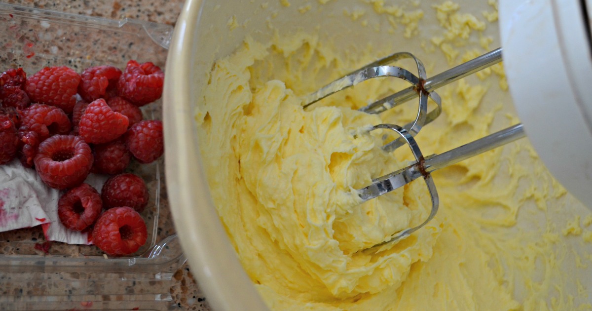 Easy Raspberry Cream Pie &ndash; Closeup of the filling in the mixing bowl 