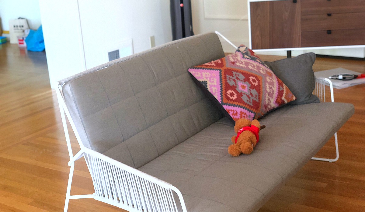 How moving made us feel grateful while having less &ndash; patio furniture in the living room at collin's house