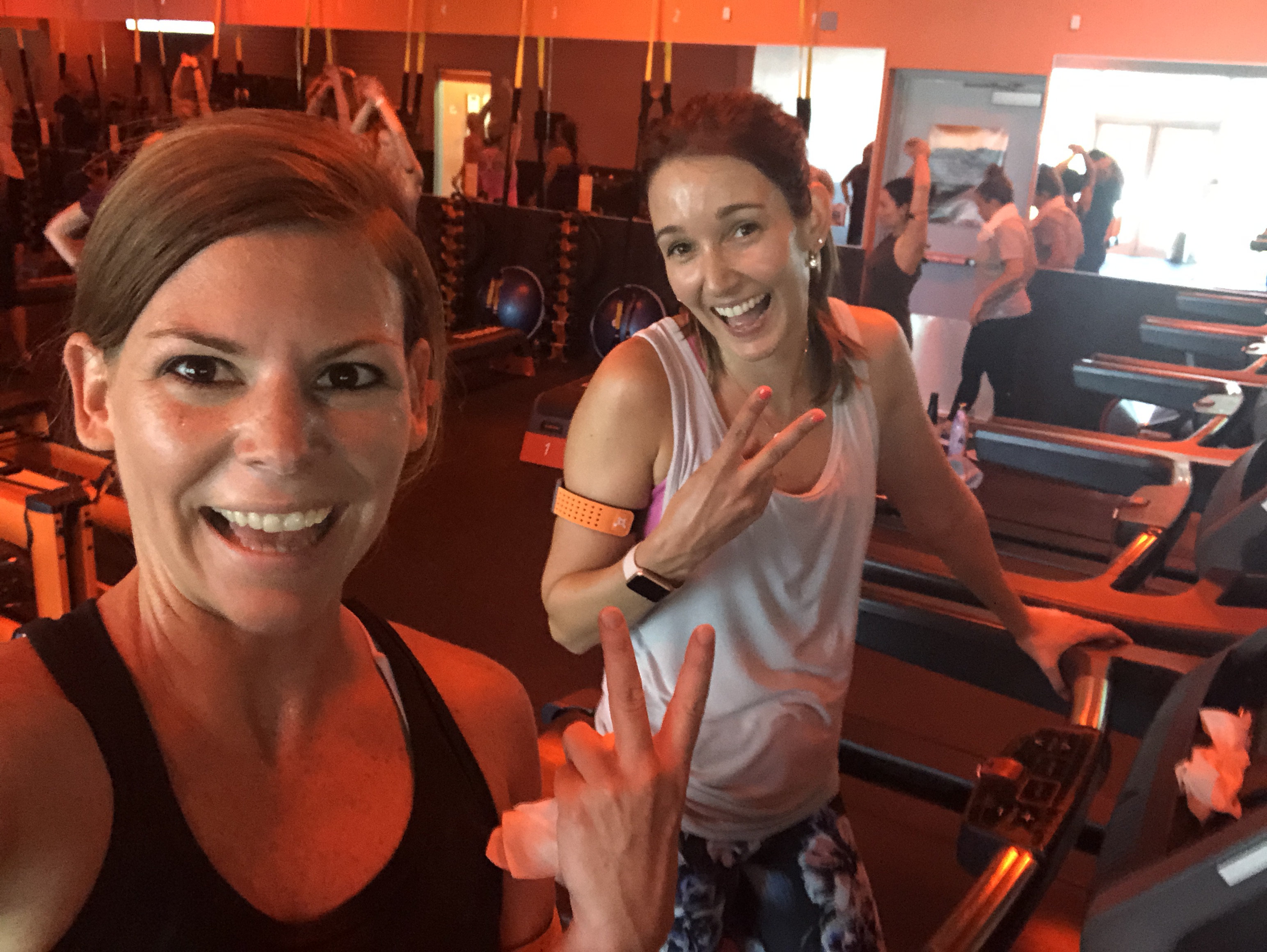 orangetheory fitness review &ndash; Erica and a friend at Orangetheory