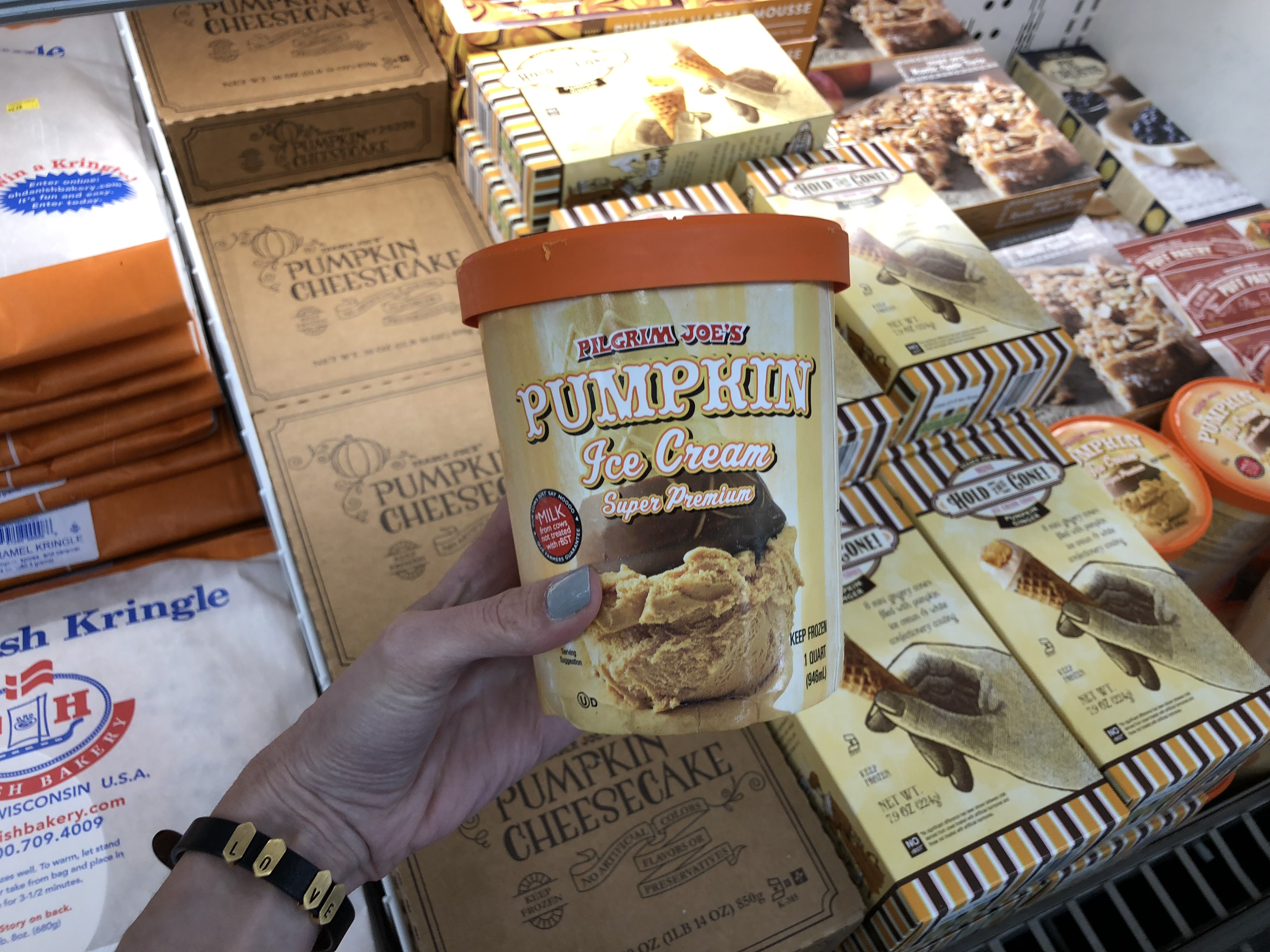 Deals on Trader Joe's Pumpkin items &ndash; Pumpkin Ice Cream at Trader Joe's