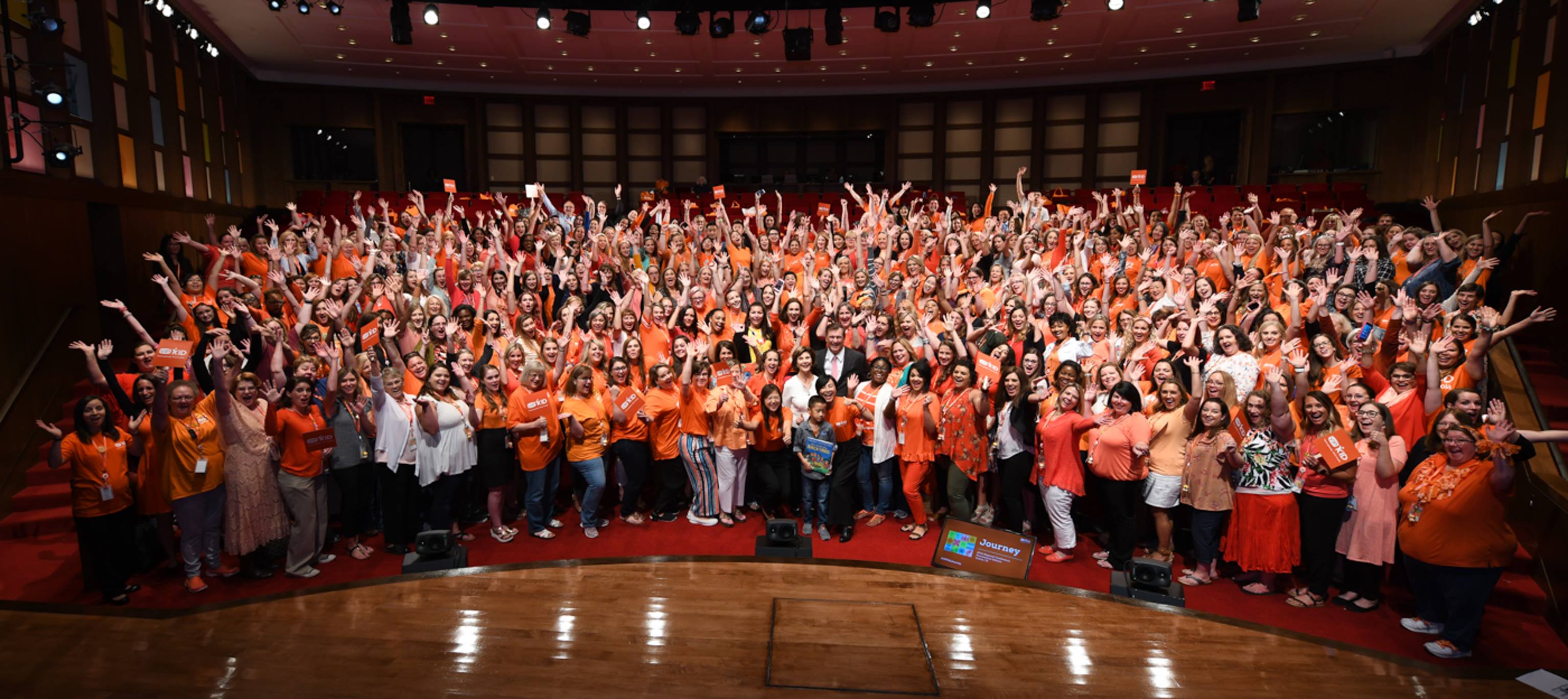 work from home vipkid teachers &ndash; VIPKid international teachers group shot