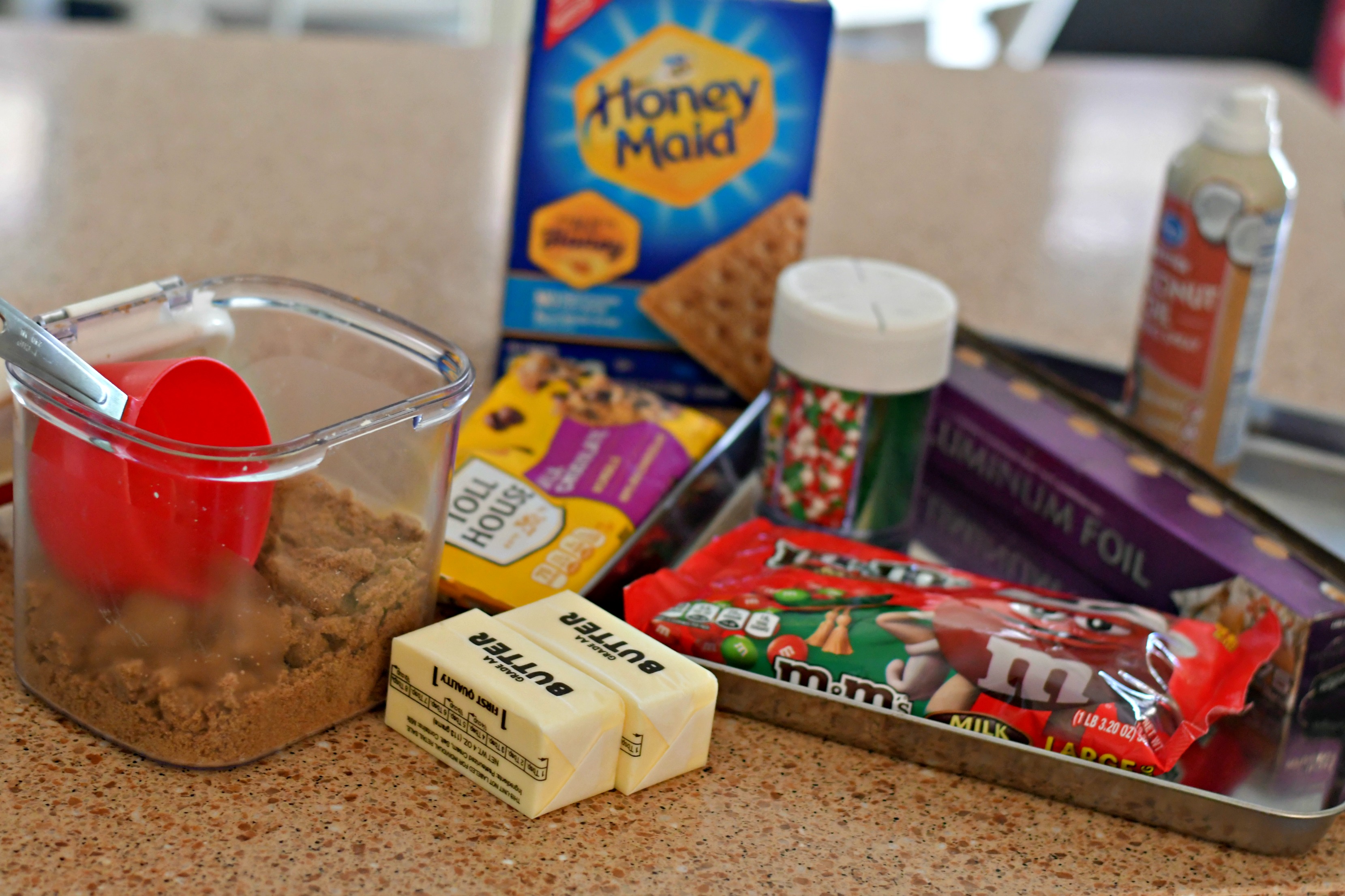 homemade christmas crack toffee &ndash; Ingredients on the counter