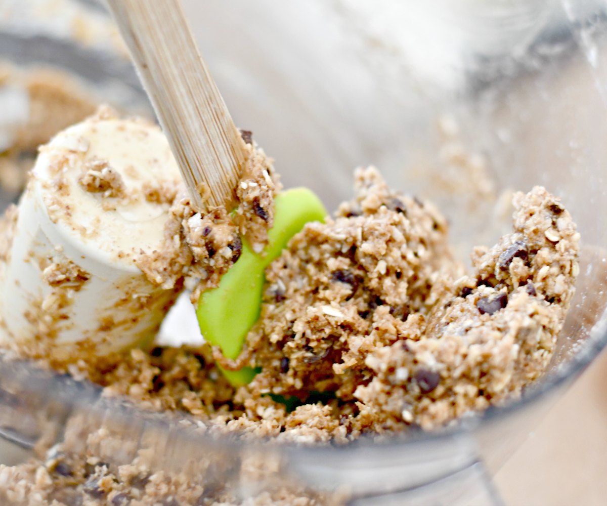 Oatmeal Cookie Dough Energy Bites &ndash; mixing ingredients in the food processor bowl