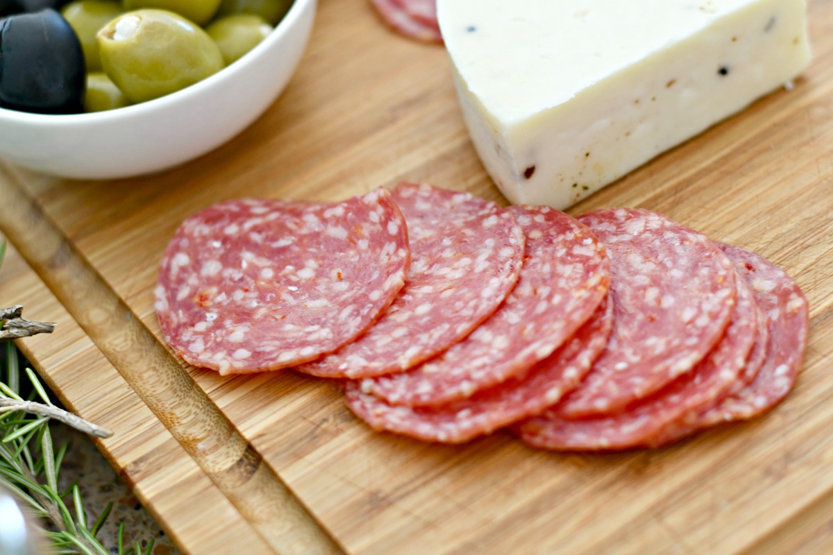 best easy charcuterie board &ndash; cheese, meat, and olives