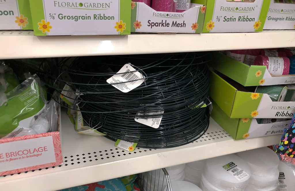 happy friday &ndash; dollar tree garden frame
