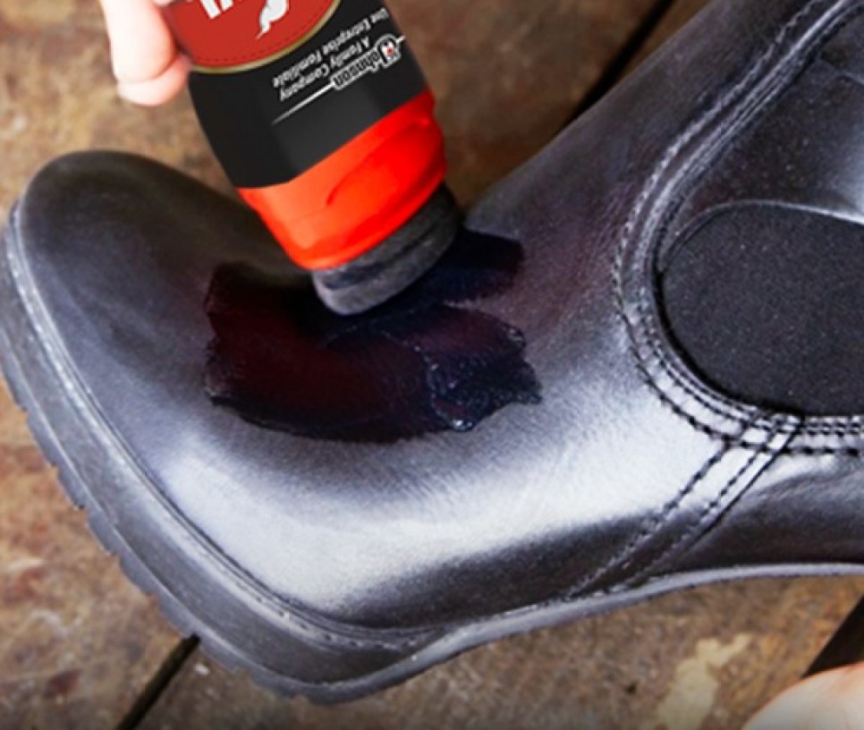 KIWI Shoe Shine being applied to shoes