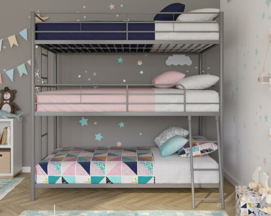 isabelle & max triple bunk