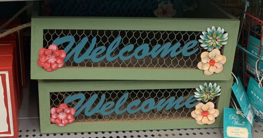 The Pioneer Woman Welcome Chicken Wire Tray on shelf