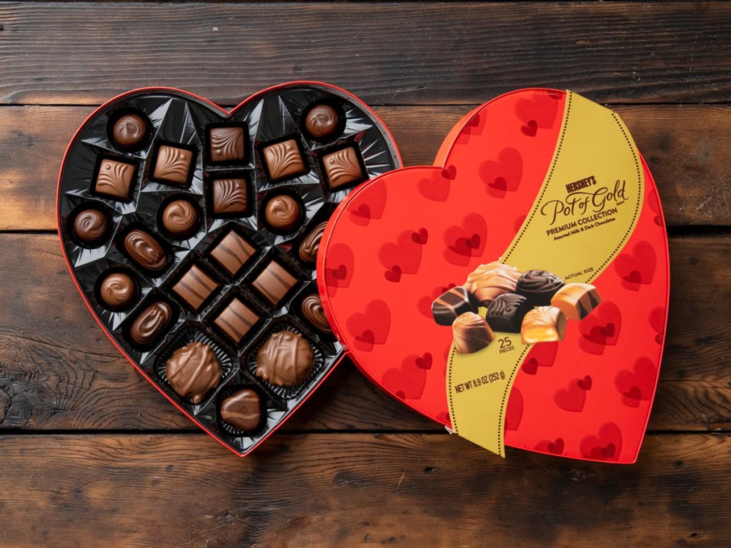 hershye's pot of gold heart valentine candy 