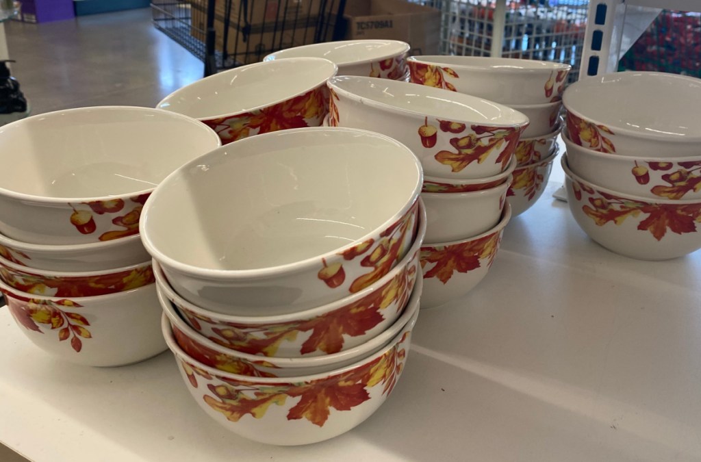 Fall Leaves Ceramic 6&Prime; Bowls-4