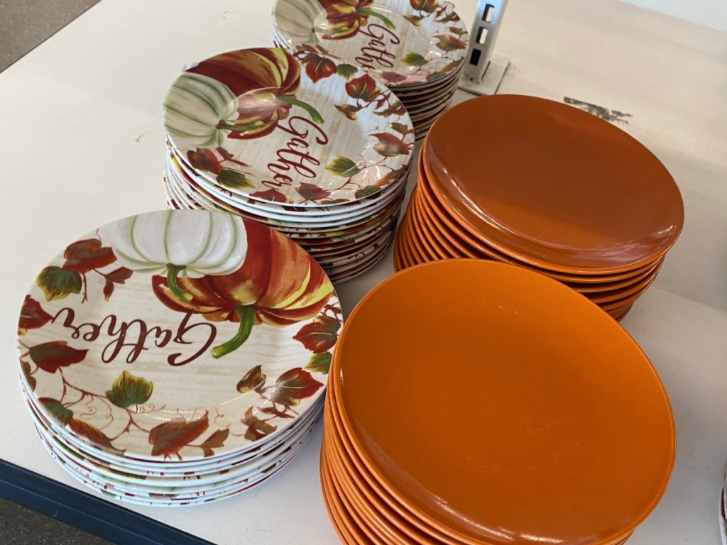 Pumpkin Themed Ceramic 7.5&Prime; Salad Plate