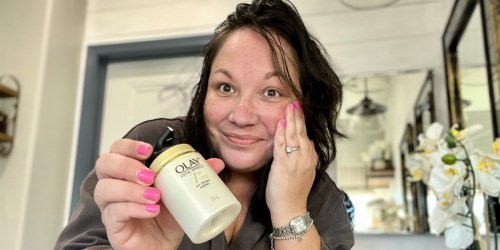 My Fave Moisturizer Helps Keeps My Morning Routine Low-Maintenance (+ Get a FREE Face Scrub w/ Promo Code)