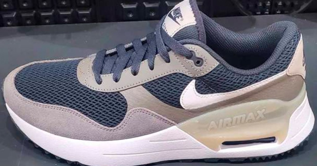 nike air max shoes