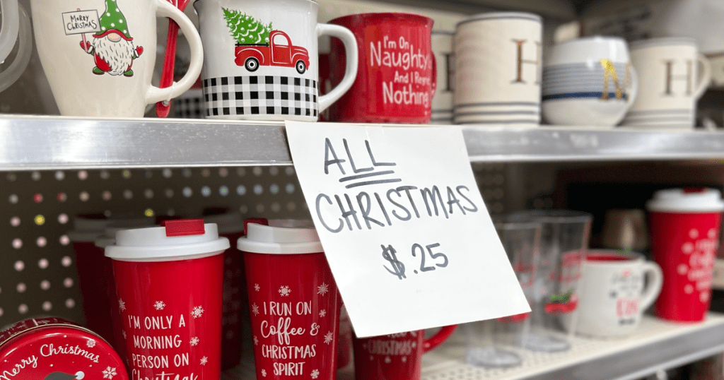 Dollar General 25&cent; Christmas clearance 
