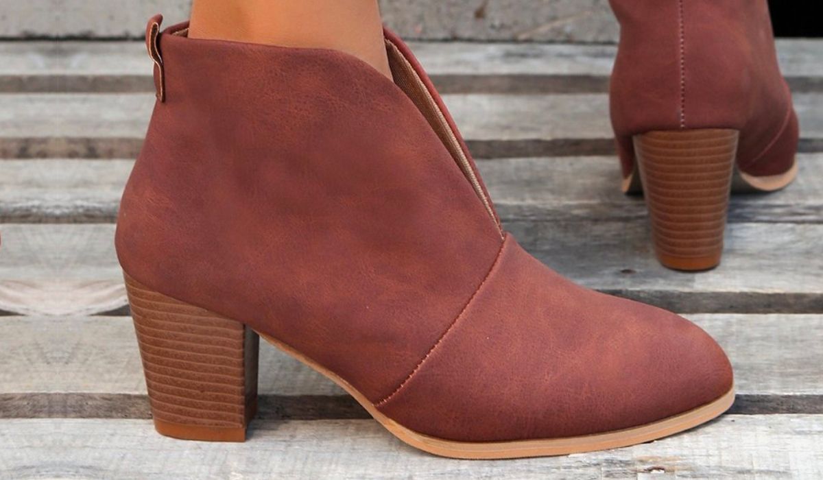 YASIRUN&nbsp;Womens Sorrel VCut Ankle Boots