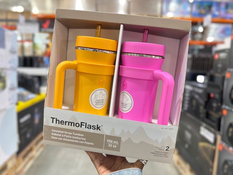 ThermoFlask 32oz Insulated Standard Straw Tumbler w/ Handles 2-Pack being held by hand in store
