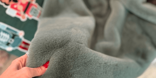 6 Best Throw Blankets for Every Budget (Team-Faves Starting Under $8)