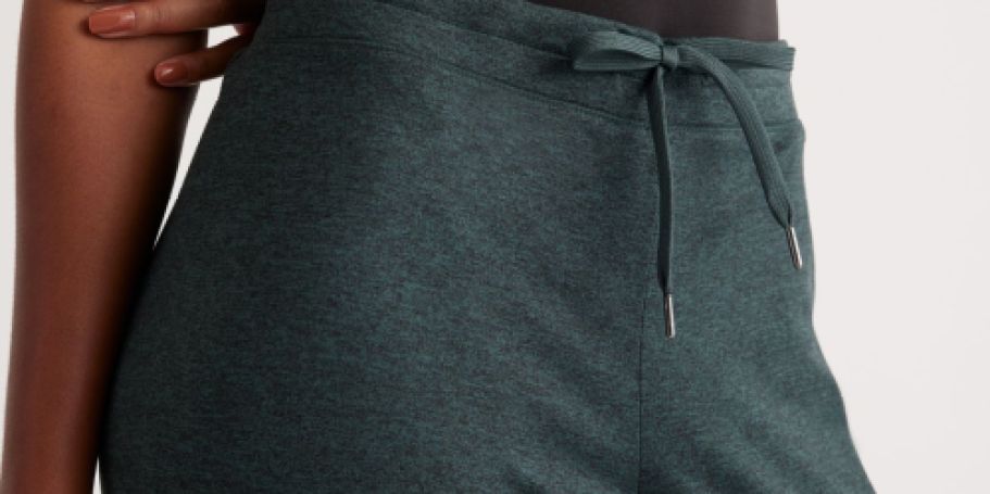 Quince Loungewear Pants & Tops Starting at Just $29.90 Shipped (Compare to Vuori & Athleta for LESS!)
