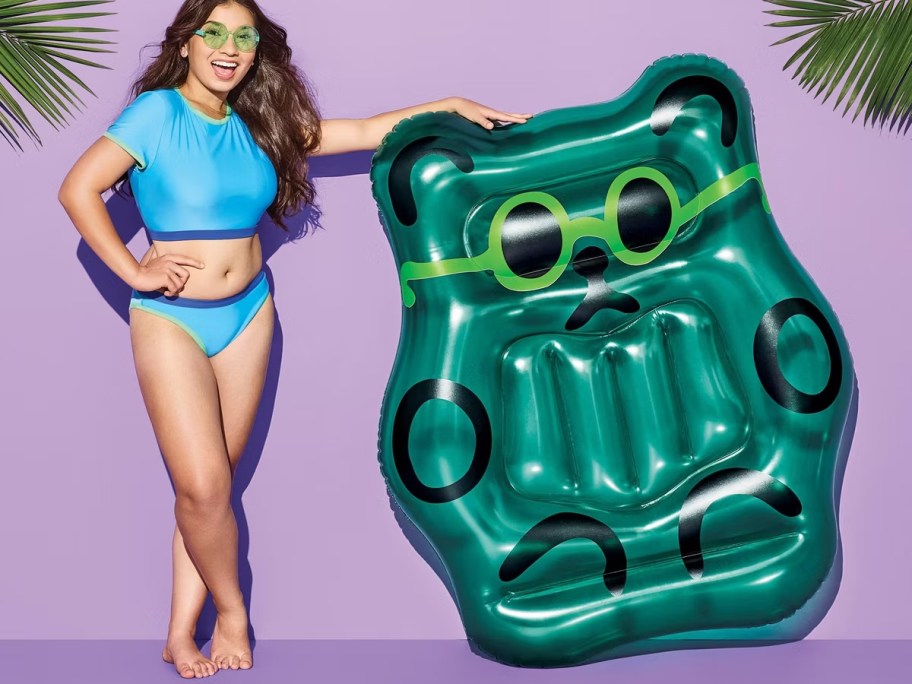 Sun Squad Jumbo Gummy Bear Novelty Float