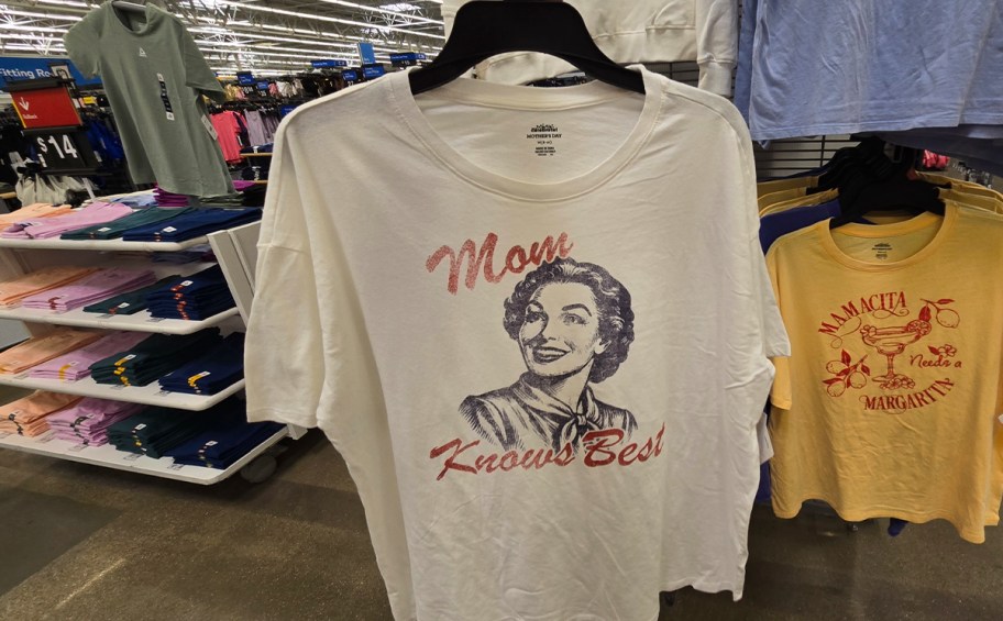 mom white tee