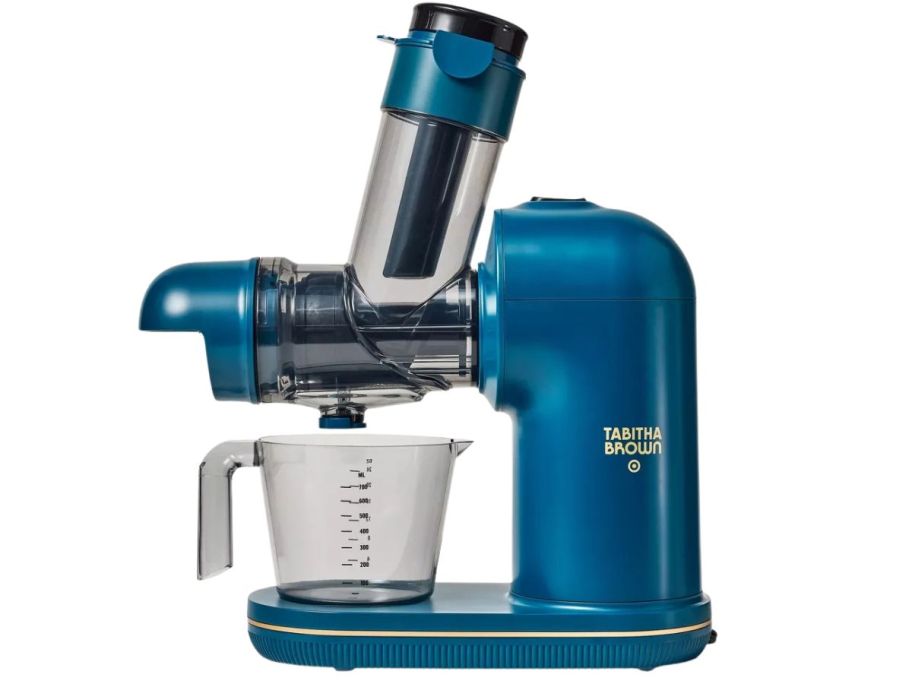 a blue juicer