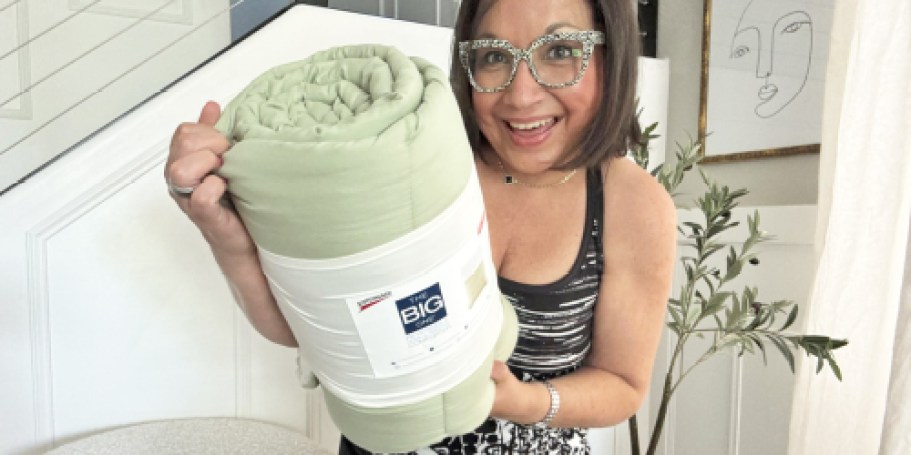 RARE Stackable Savings on Kohl’s Reversible Comforters