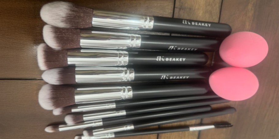 Makeup Brush 12-Piece Set Only $6 on Amazon | Thousands of 5-Star Reviews
