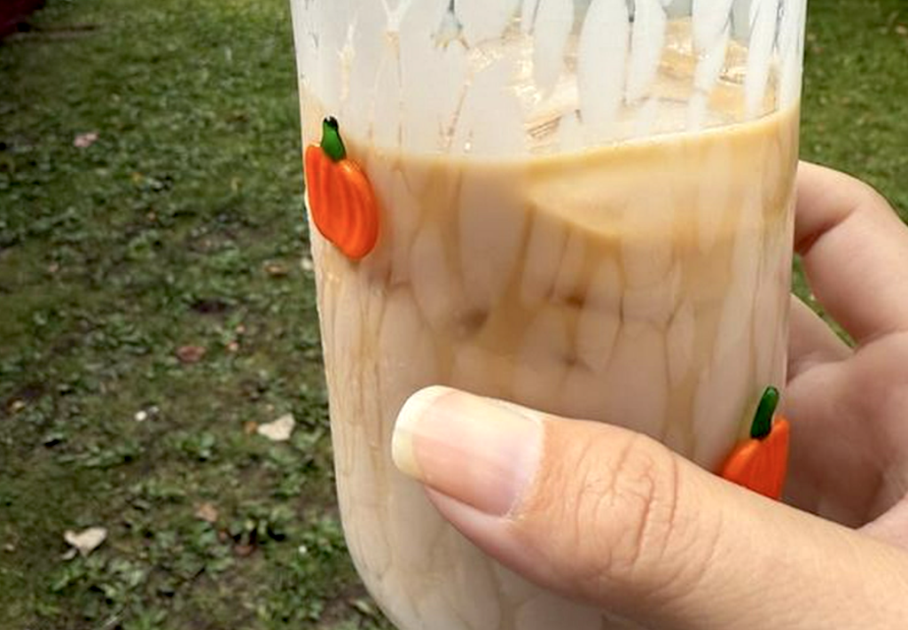 Holding pumpkin glass 