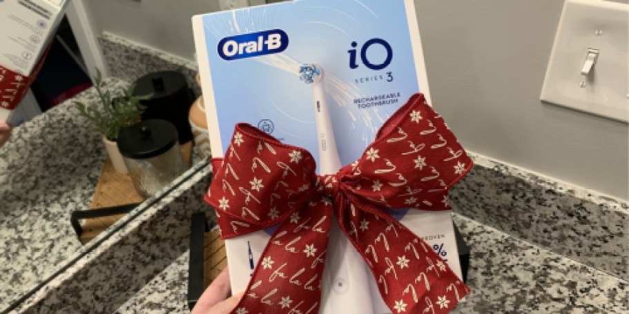 Oral-B Electric Toothbrush Only $15.99 Shipped After Walgreens Rewards (Regularly $110)