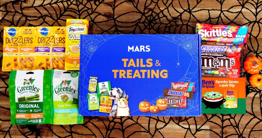 Mars Tails & Treating Pack with cat & dog treats on one side and candies on the other
