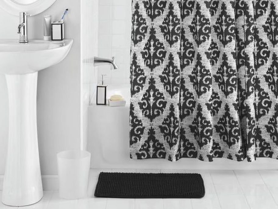 shower curtain set in bathroom
