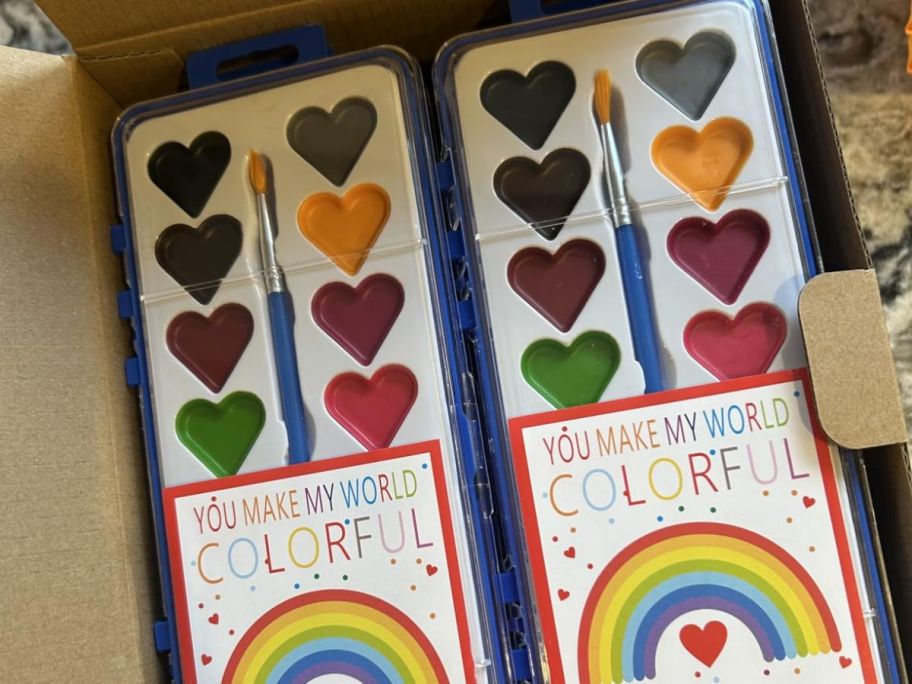 water color paint sets with colors in the shape of hearts