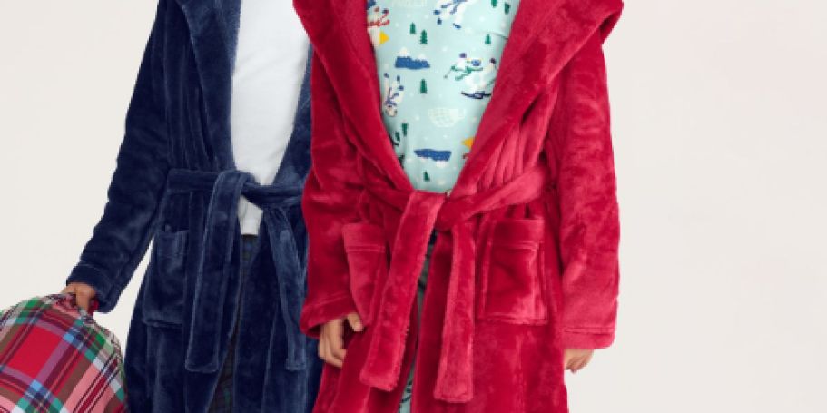 Up to 85% Off Lands’ End Holiday Pajamas