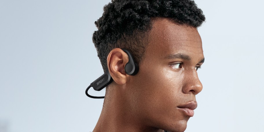 man wearing black headphones 