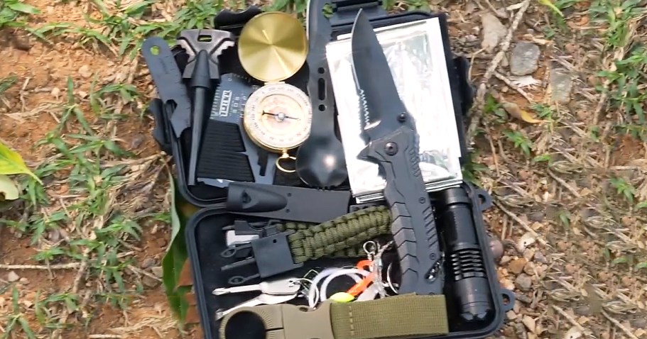 Survival Kit Only $17.99 on Amazon (Reg. $34) | Father’s Day Gift Idea