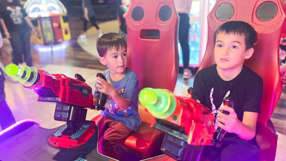 children playing together at dave and buster