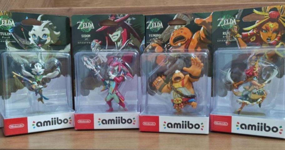 nintendo amiibo figures on shelf