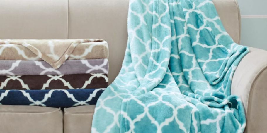 *HOT* BOGO Macys Bedding & Bath Sale | Throw Blankets, Pillows & More (Today Only!)