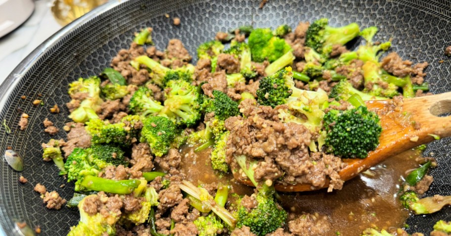 easy ground beef and broccoli using a wok