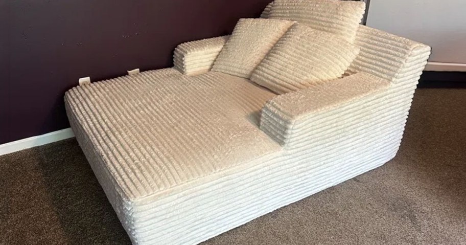 Latitude Run Chaise Lounger