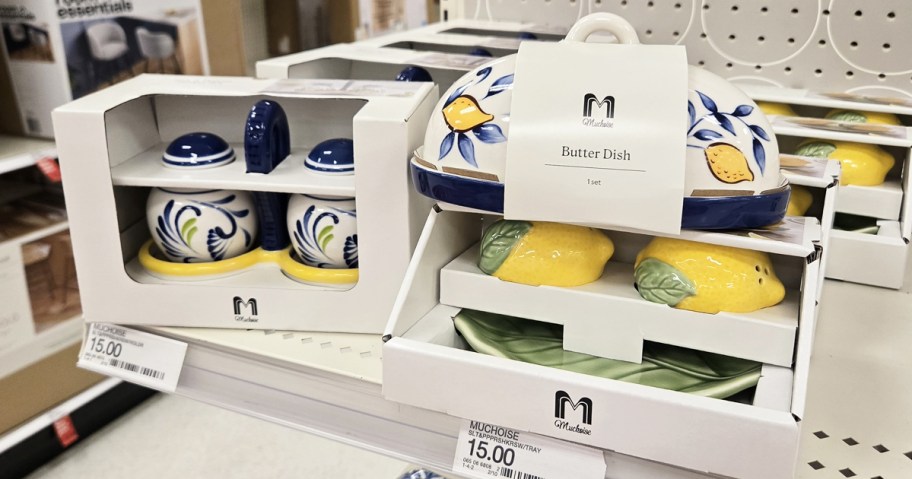 lemon print kitchen items on store shelf