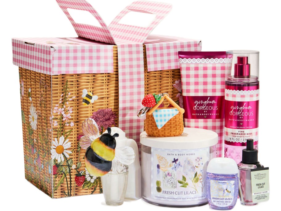 Last Chance: Bath & Body Works Mother&rsquo;s Day Gift Set Only $35 w/ Purchase ($95 Value!)